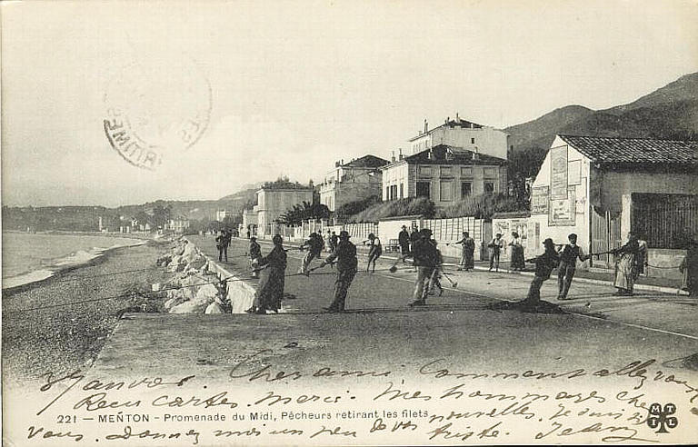 221. MENTON - PROMENADE DU MIDI - PECHEURS RETIRANT LES FILETS