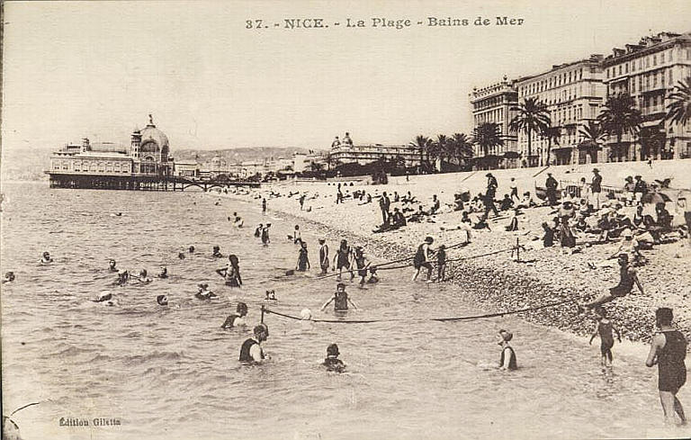 37. NICE - LA PLAGE - BAINS DE MER