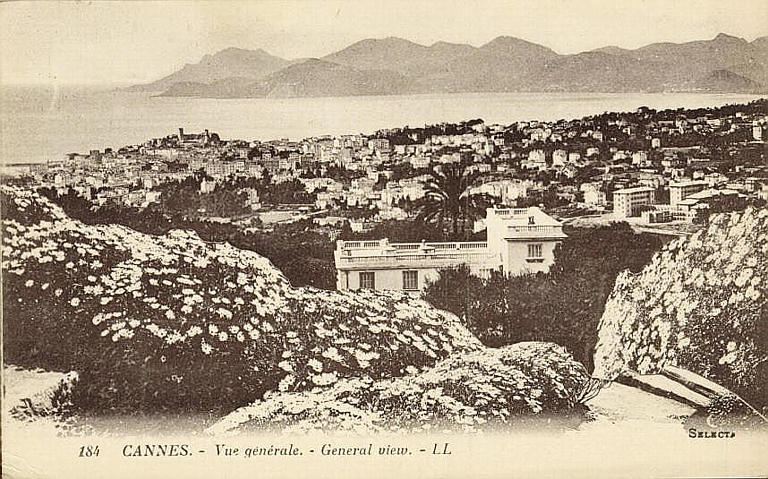 184 CANNES - VUE GENERALE