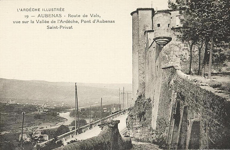 L'ARDECHE ILLUSTREE / 19 AUBENAS - ROUTE DE VALS, VUE SUR LA VALLEE DE L'ARDECHE, PONT D'AUBENAS / SAINT-PRIVAS