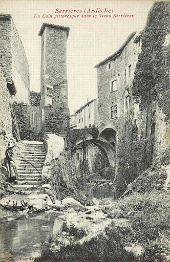 SERRIERES (ARDECHE) / UN COIN PITTORESQUE DANS LE VIEUX SERRIERES