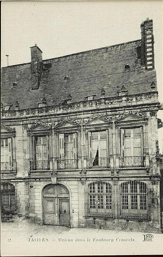 52 (?) TROYES - Maison dans le Faubourg Croncels