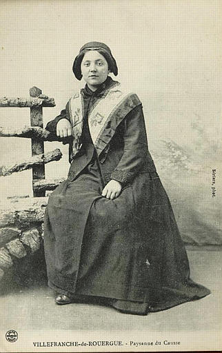 VILLEFRANCHE DE ROUERGUE - PAYSANNE DU CAUSSE
