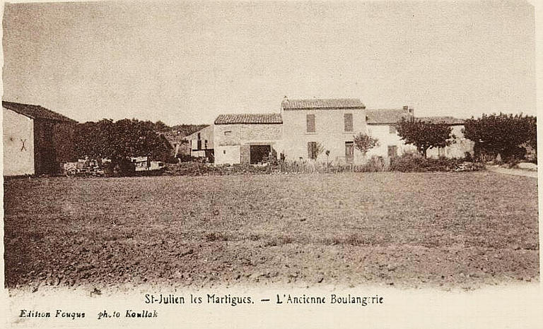 ST-JULIEN LES MARTIGUES - L'ANCIENNE BOULANGERIE