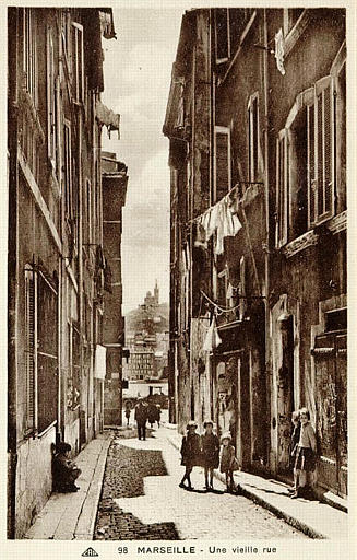 98 MARSEILLE - UNE VIEILLE RUE