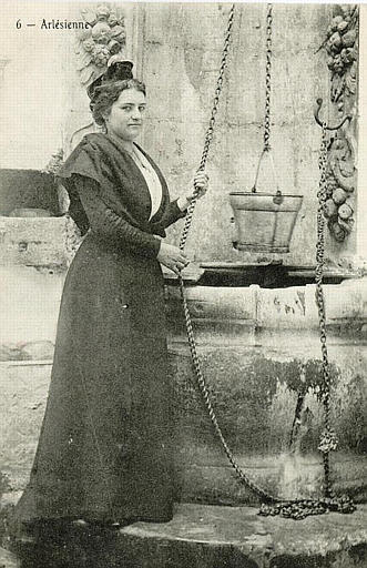 6 ARLESIENNE