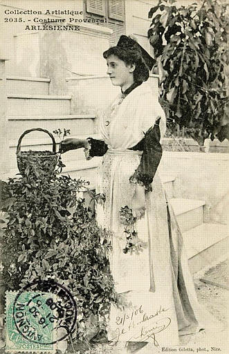 2035 COSTUME PROVENCAL - ARLESIENNE