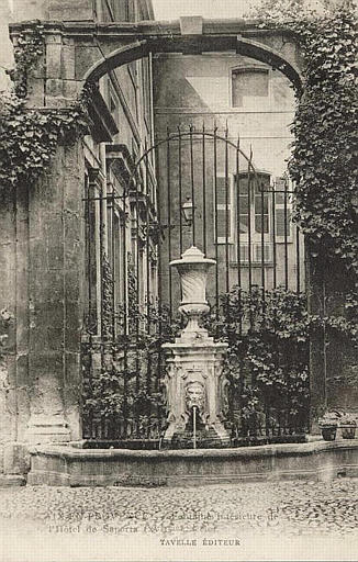 AIX-EN-PROVENCE - Fontaine intérieure de / l'Hôtel de Saporta (XVIIème Siècle)