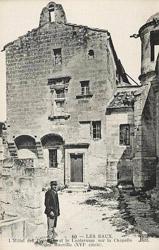 60 - LES BAUX / L'Hôtel [...] (XVIe siècle)
