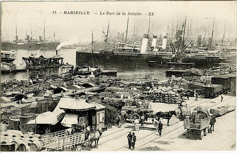 14 MARSEILLE - LE PORT DE LA JOLIETTE