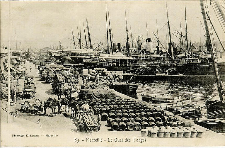 85 MARSEILLE - LE QUAI DES FORGES