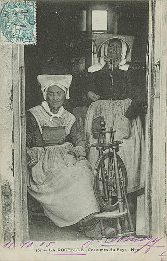 161 - LA ROCHELLE - COSTUMES DU PAYS N°2