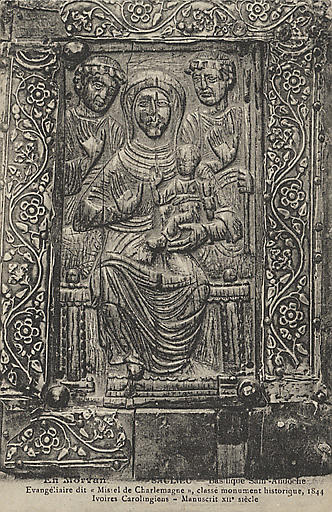 EN MORVAN - SAULIEU - BASILIQUE SAINT-ANDOCHE - EVANGELIAIRE DIT 'MISSEL DE CHARLEMAGNE', CLASSE MONUMENT HISTORIQUE, 1844. IVOIRES CAROLINGIENS - MANUSCRIT DU XIIE SIECLE