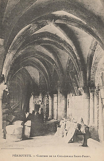 PERIGUEUX - CLOITRES DE LA CATHEDRALE SAINT-FRONT