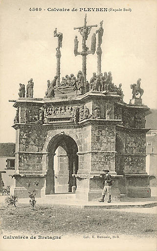 CALVAIRES DE BRETAGNE - 4569 - CALVAIRE DE PLEYBEN (FAÇADE SUD)