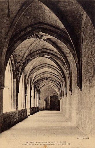 Saint-Maximin-la-Sainte-Baume - Couvent des P.P. Dominicains - Le Cloître
