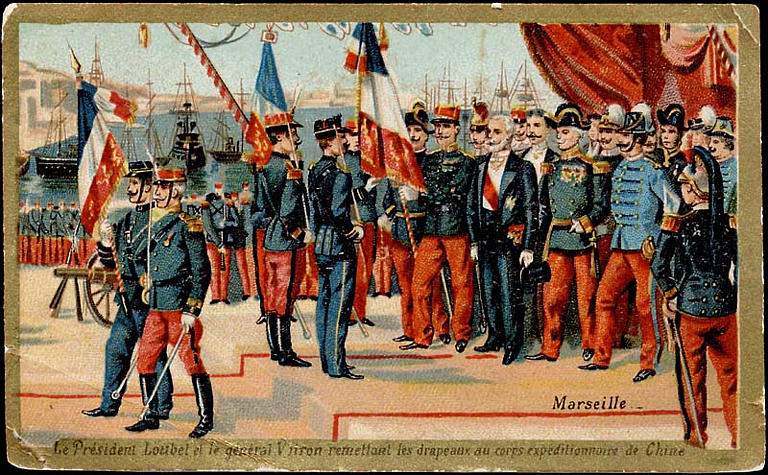 Marseille / Le Président Loubet et le général Voiron remettant les drapeaux au corps expéditionnaire de Chine (titre inscrit)