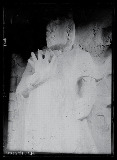 Henan. Longmen ?, sculpture rupestre