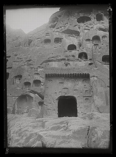 [Henan]. Long-men [Longmen], grotte T, entrée