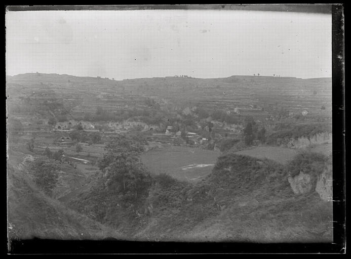 Shanxi ? Paysage de loess, grottes rupestres