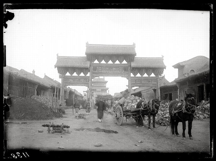 [Hebei]. Houai-ngan hien [Huai'anxian], rue principale