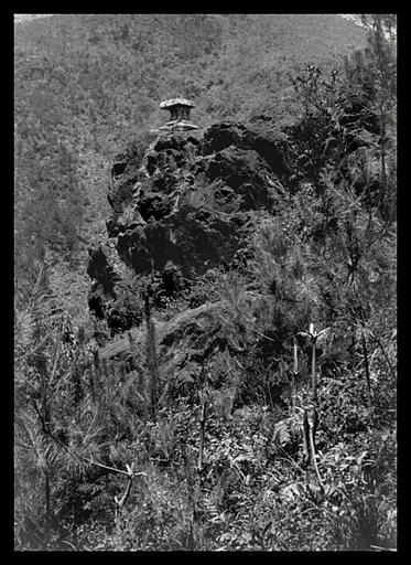 [Zhejiang] Tchö-kiang. Ning-po [Ningbo], Kou-yu-wang [Guyuwang], Pao-che-li t'a [Baoshilita], le site de l'invention de la relique