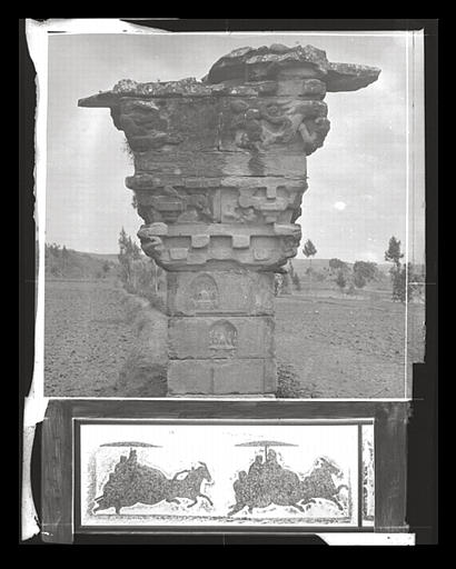 [Sichuan] Sseu-tch'ouan. Mien tcheou [Mianzhou], piliers de P'ing Yang [Pingyang], pilier de droite, face interne.  Estampage de la frise