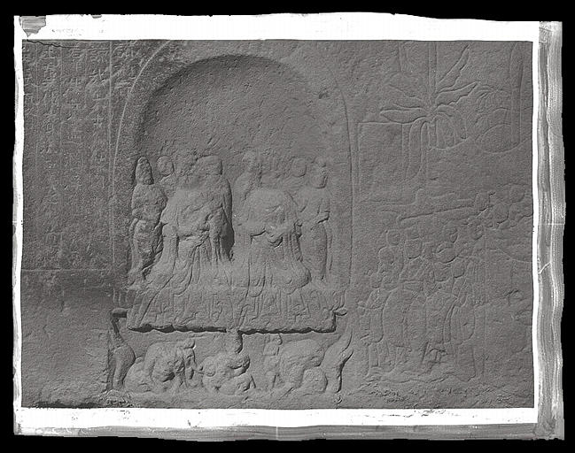 [Sichuan] Sseu-tch'ouan. Mien tcheou [Mianzhou], piliers de P'ing Yang [Pingyang], pilier de gauche, face postérieure, surdécorations bouddhiques de l'époque des Leang [Liang] (début du VIe siècle)