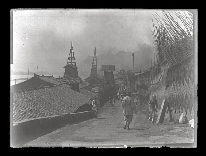 [Sichuan]. Puits de sel en aval de Kia-ting [Jiading]