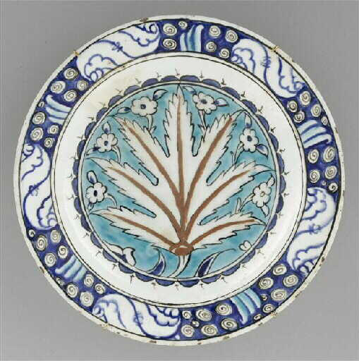 Plat à la feuille d'érable