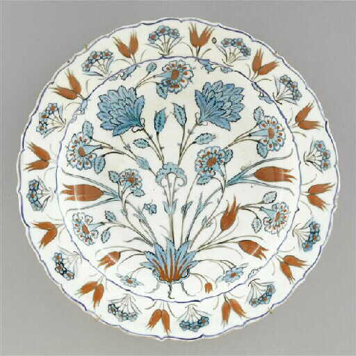 Plat aux deux plumeaux