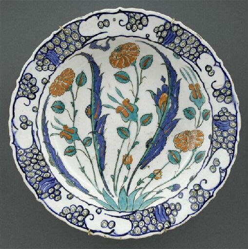 Plat aux trois feuilles saz