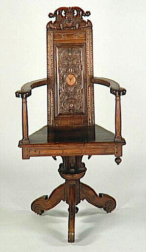 Chaise tournante sur pivot