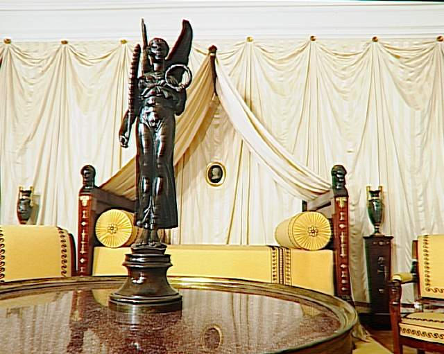Statuette Victoire en bronze par Chaudet, chambre de Napoléon