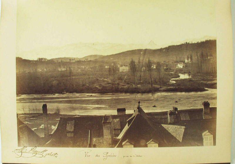 Vue des Pyrénées, prise du château (titre inscrit)