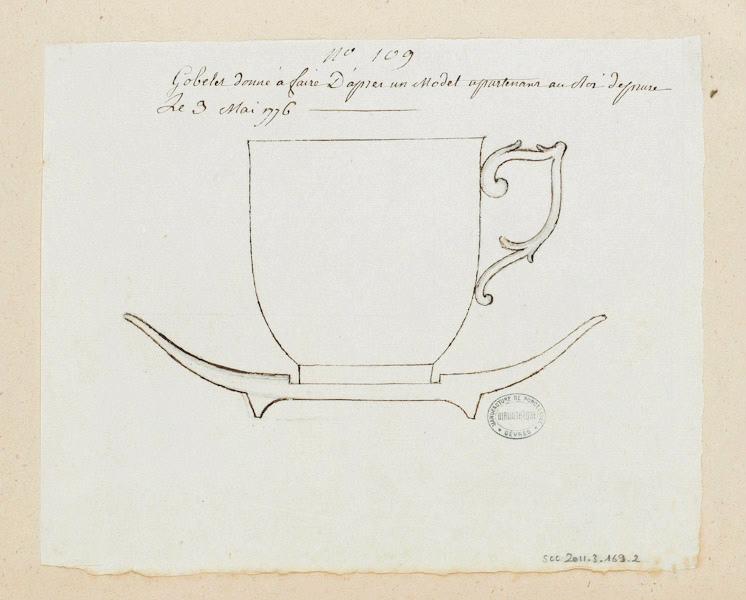 Tasse (titre factice) ; Gobelet Saxe et soucoupe
