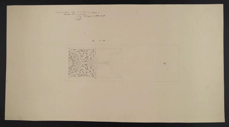 Meuble Turc à pendule [Elément décoratif]