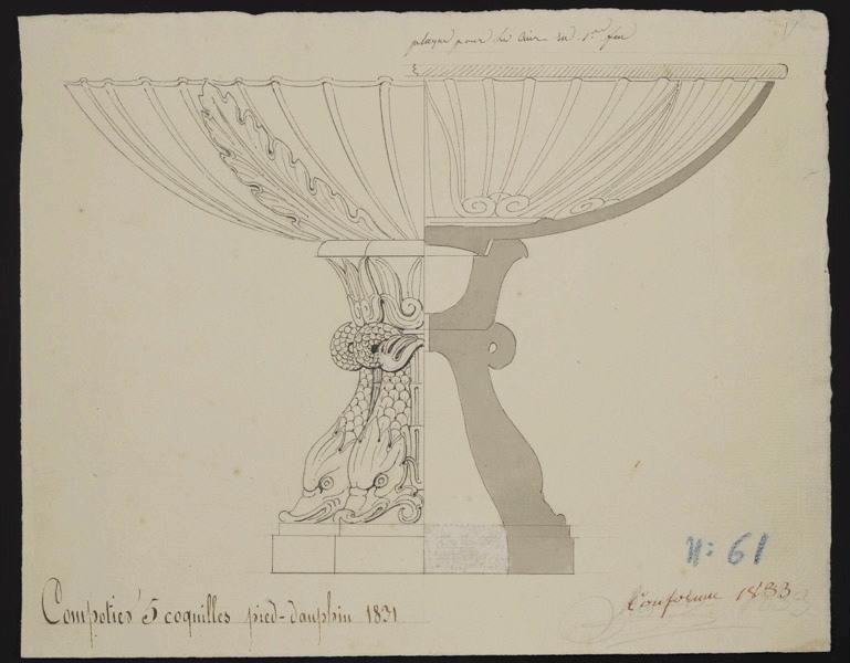 Compotier à cinq coquilles et pied dauphin