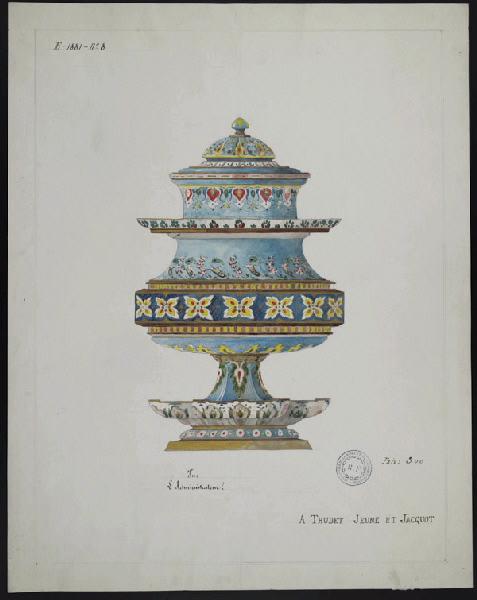 Elément de service en porcelaine pour fumeur