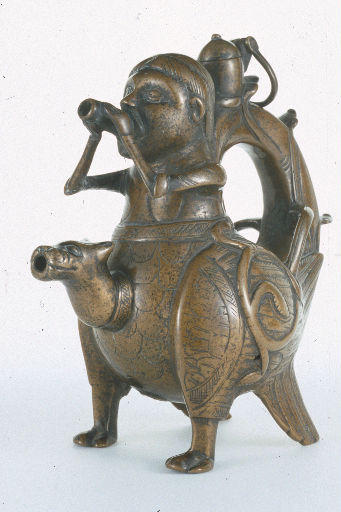 Aquamanile à l'oiseau fantastique