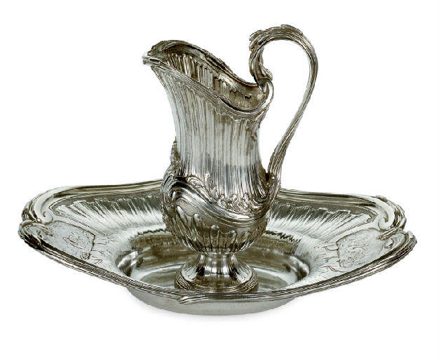 Aiguière et son bassin aux armes de Bragance