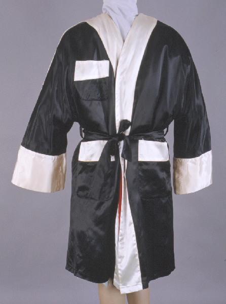 Peignoir de boxe de Marcel Cerdan donné à Edith Piaf par Cerdan