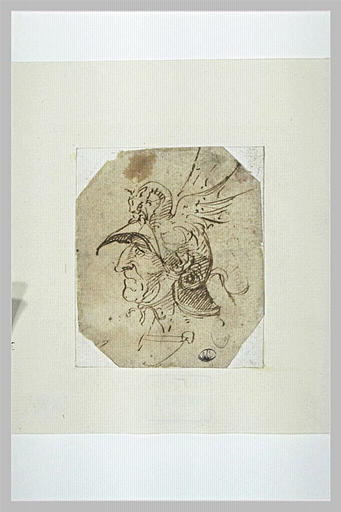 Tête d'un guerrier coiffé d'un casque surmonté d'un dragon ailé