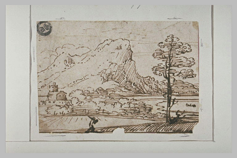 Paysage avec des bâtiments au bord d'une étendue d'eau, et une montagne