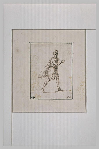 Un soldat se dirigeant vers la droite, de dos