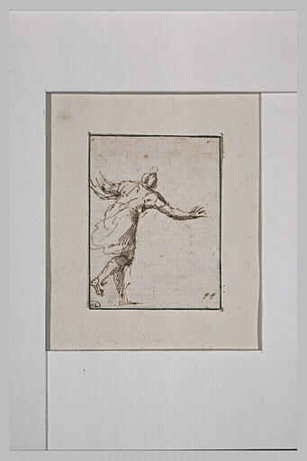 Soldat se dirigeant vers la droite, de profil, regardant en arrière