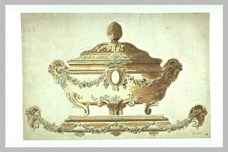 Modèle de soupière, avec anses formées de têtes de béliers