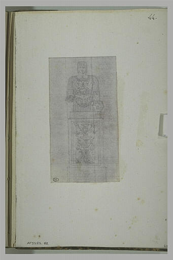 Monument funéraire surmonté d'un homme en buste portant une armure