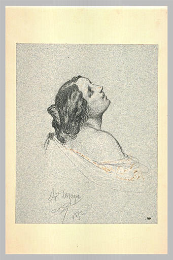 Femme, vue en buste, tournée vers la droite, levant la tête