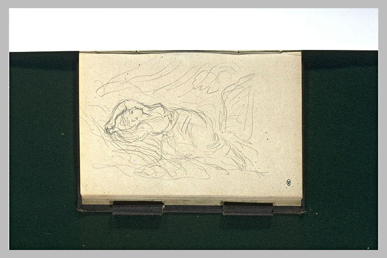 Femme renversée sur un drapé